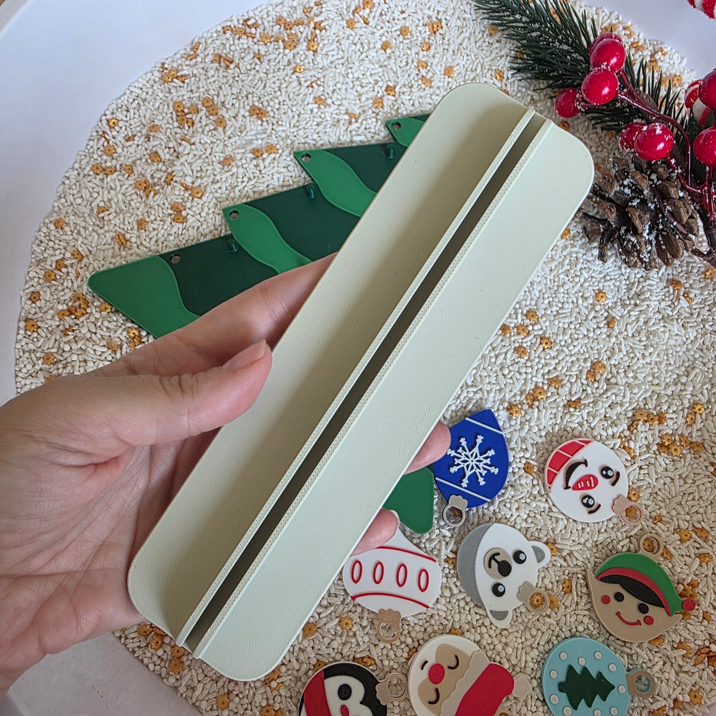 Tabla Bradut - suport globuri