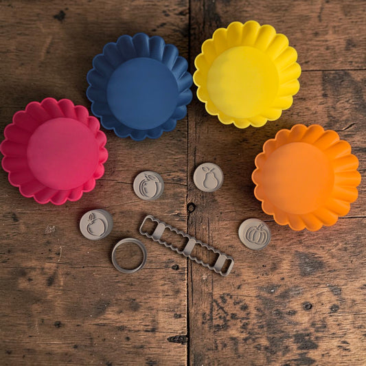JoinIN 3D printed tart set with colorful scalloped molds and fruit-themed stamps for creative children's play