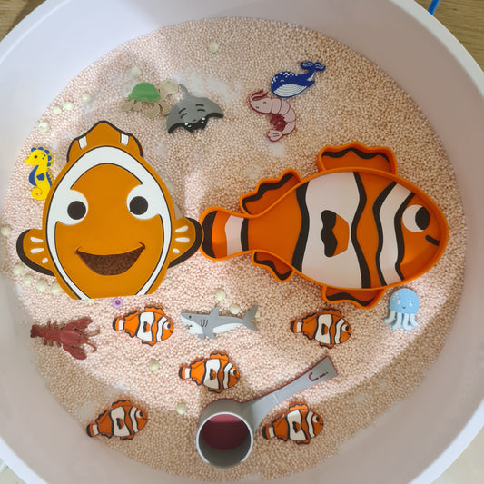 Set „Peștele Clown și Puiul Flămând”