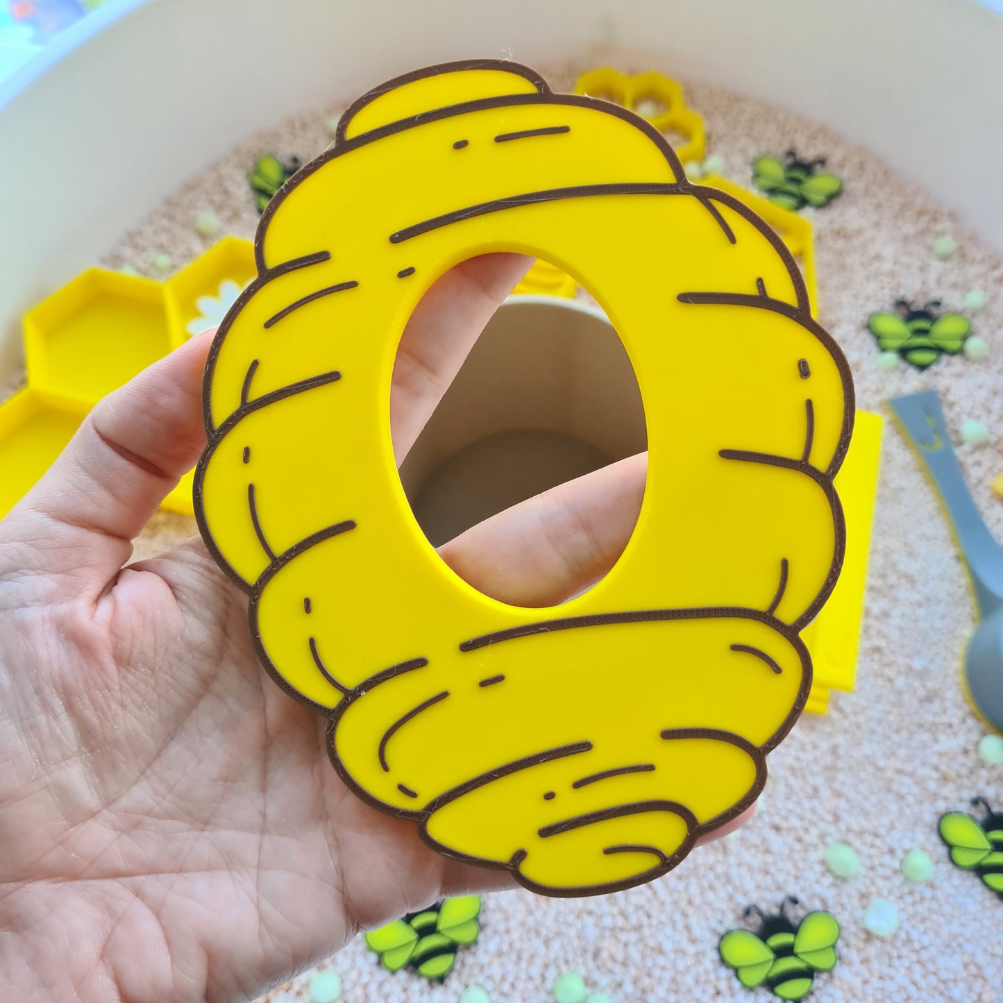 Cadou de 1 Iunie | 4 Capace + 1 Tub Gratuit